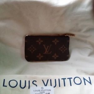 Louis vuitton coin pouch